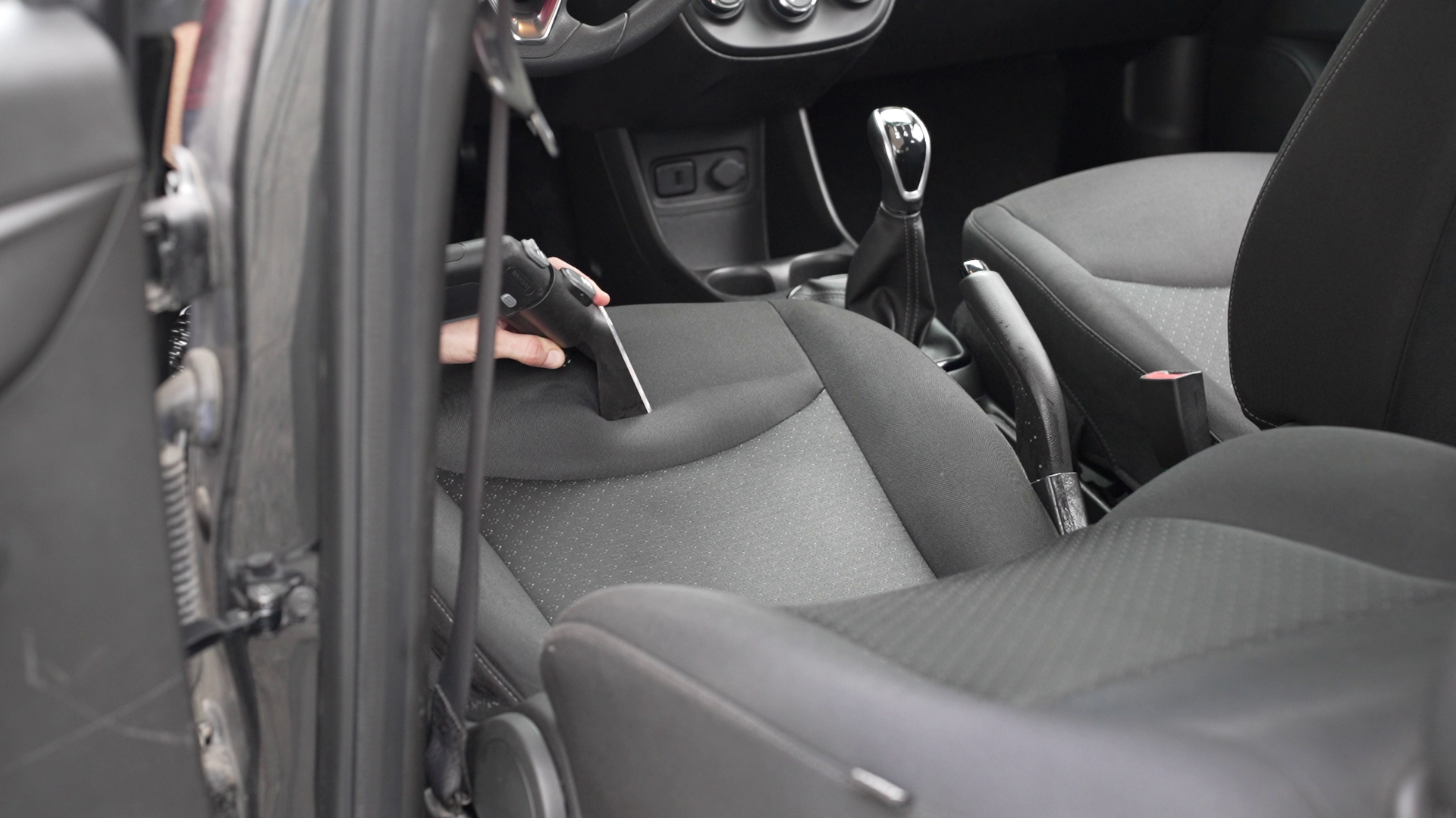 Pressing sièges voiture injecteur extracteur Alion