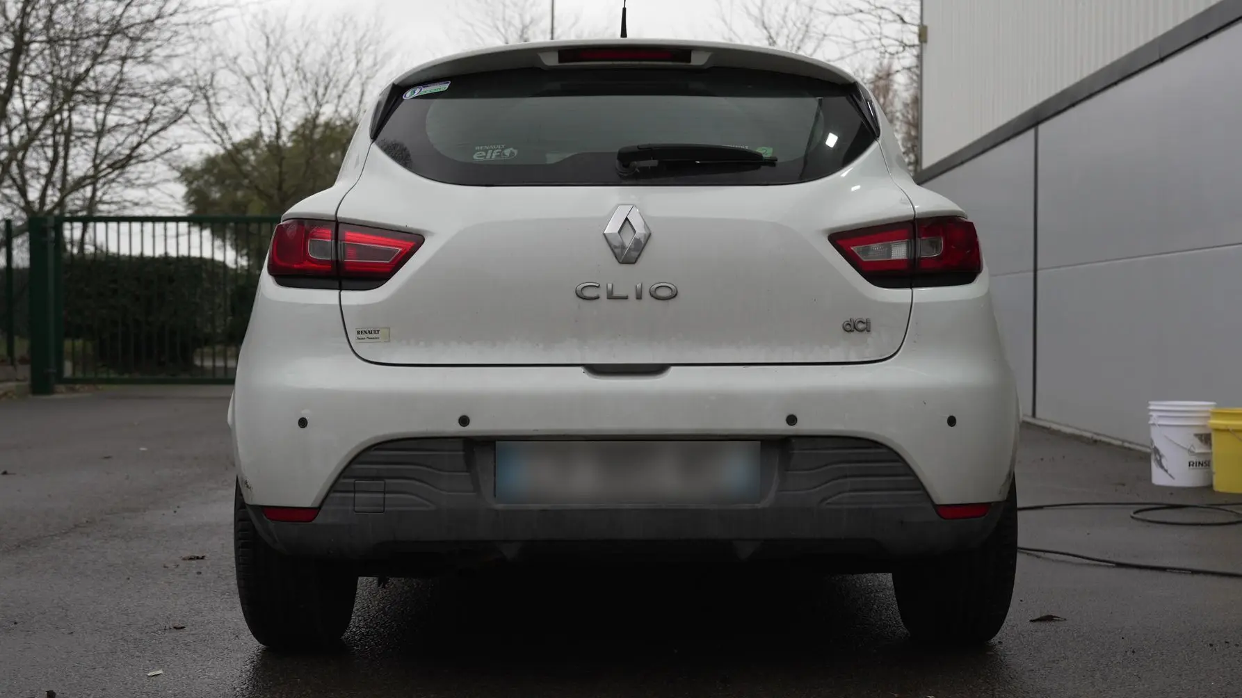 Extérieur Renault Clio IV avant nettoyage Alion Detailing